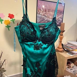 2 peace beautiful Italian top and skirt used 2 times